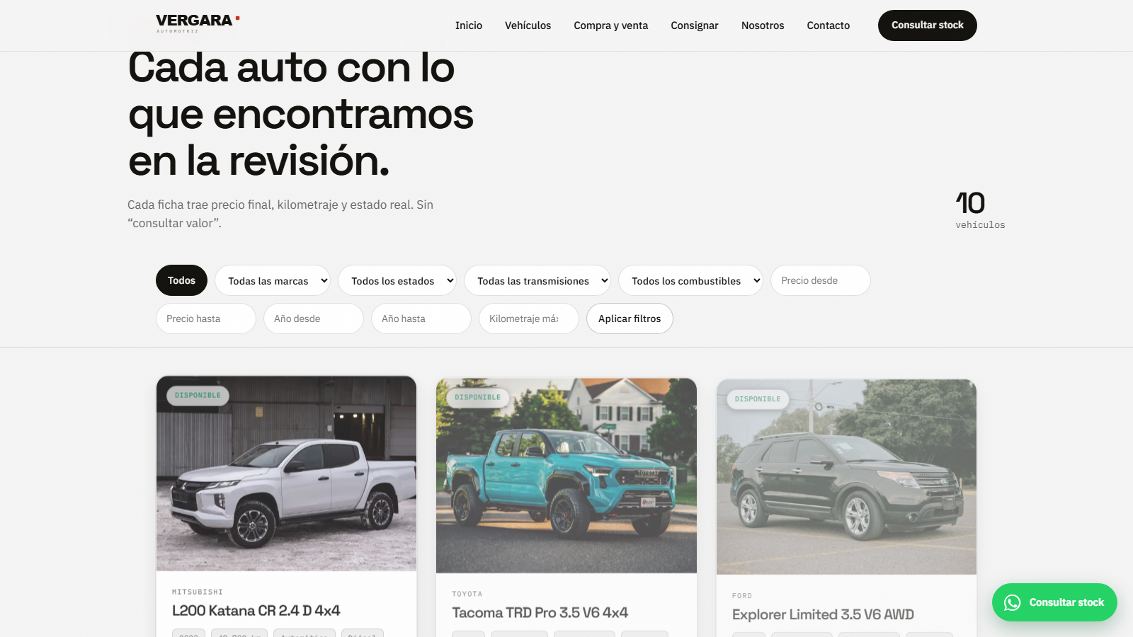 Catálogo de vehículos con filtros por marca y disponibilidad